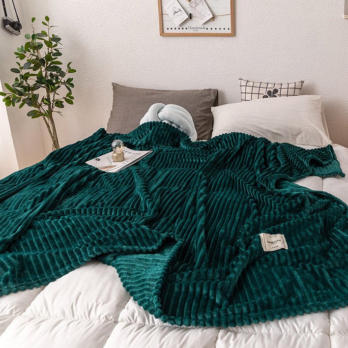 Teal U Korall Throw Blanket